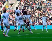 Hearts Secure Late Victory Over Dundee as Rangers Triumph in Scottish Premiership