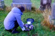 Historic Edinburgh Close's Final Residents Honoured with Grave Marker After Century