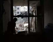 Iran Denies Trump Ceasefire Claims as Middle East Conflict Intensifies