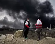 Iran Strikes Oil Tanker Near Dubai as Trump Threatens Energy Plant Retaliation