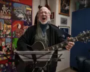 Italy's Last Cantastorie: Franco Trincale Sings On at 90 in Nursing Home