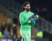 Liverpool's Alisson Becker Ruled Out of Galatasaray Clash After Training Discomfort