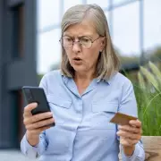 Lloyds Bank Clarifies Payment Process After Duplicate Direct Debit Incident