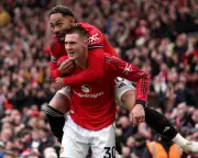 Manchester United Tighten Champions League Grip with 3-1 Victory Over Aston Villa