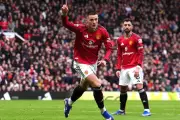Manchester United's Champions League Hopes Boosted by 3-1 Victory Over Aston Villa