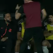 Memphis Depay Reprimanded for Phone Use on Bench, Cites Medical Contact