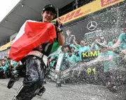 Mercedes' Wolff Grants Antonelli and Russell Free Reign to Race