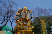 Mexico's Bird Vendors Make Annual Pilgrimage to Basilica of Guadalupe
