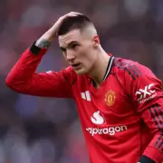 Michael Owen Delivers Brutal Verdict on Man Utd's Benjamin Sesko