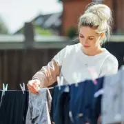 Millions Warned: Drying Clothes Outside Could Worsen Hay Fever Symptoms