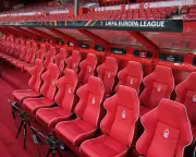 Nottingham Forest and Midtjylland Announce Starting Lineups for Crucial Match