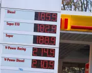 Oil Prices Surge Amid Middle East Crisis as Asian Markets Rebound