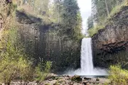 Oregon Lawmakers Secure $2.1 Million to Purchase Iconic Abiqua Falls