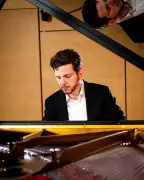 Pianist's Gaza Remarks Spark Landmark Workplace Rights Court Battle