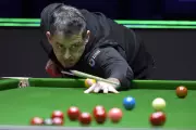 PM Starmer Secures Snooker World Championship at Sheffield Crucible Until 2045