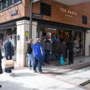 Portsmouth Shopper's Bizarre Encounter with Dr Pepper's Human Can Promoter