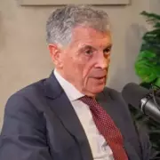 Premier League Architect David Dein Campaigns for 18-Team League with Four Relegations