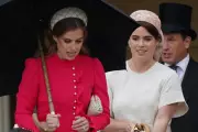 Princesses Beatrice and Eugenie Maintain Royal Palace Homes Through Private Agreement