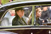 Princesses Beatrice and Eugenie to Miss Royal Easter Service Amid Father's Scandal