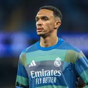 Real Madrid Drop Trent Alexander-Arnold for Derbi Madrileño Over Lateness