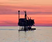 Reeves Urged to Scrap North Sea Windfall Tax Amid Energy Transition Debate