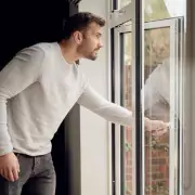 Saharan Dust Plume Sweeps UK: Health Alert Issued for Vulnerable Residents