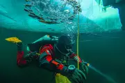Scientists Train for Polar Ice Diving to Research Warming Planet