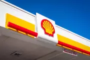 Shell CEO's Pay Soars 60% to £13.8m Despite Profit Slump