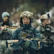 Should Women Face Conscription in a World War? Public Poll and Expert Views