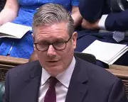 Starmer Accuses Tories of 'Problem with Muslims' Over Public Prayer Row