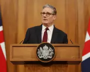 Starmer's Cautious Stance on Iran War Amid Leadership Strain