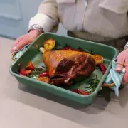 Sunday Roast Faces Extinction as Costs Soar to £58 Per Meal