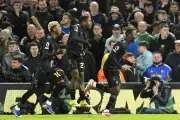 Sunderland Snatch Vital Away Win at Leeds as Diarra Penalty Proves Decisive