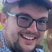 Teacher Struck Off After Sending 'Hot Feeling' Texts and Declaring Love to Pupil