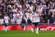 Tottenham's Crisis Deepens After Crushing Home Defeat to Nottingham Forest