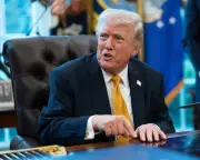 Trump Predicts US Will 'Take Cuba' Amid Power Crisis and Regime Pressure