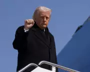 Trump's 'Decapitate and Delegate' Foreign Policy Sparks Iran War Escalation