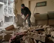 Trump's Iran War Lacks Ethical and Legal Grounds, Experts Warn