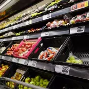 UK Supermarkets Face Fruit and Veg Shortages as Farmers Halt Production