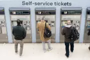 UK Train Ticket Refund Rules Tighten, Sparking Expert Warnings of 'A Mess'