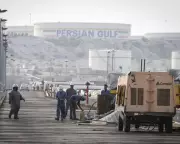 US Reportedly Weighs Occupation of Iran's Key Kharg Island Oil Terminal