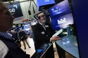 US Stock Market Suffers Fifth Straight Weekly Loss Amid Iran War Fears