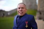Warwick Davis Advocates Social Media Ban for Children to Reconnect with Nature