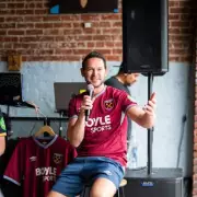 West Ham's Survival Fight: Jarvis Draws Parallels to 2014 Escape