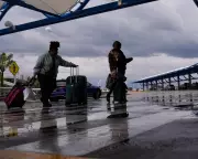 Winter Storm Paralyzes US Air Travel, Thousands of Flights Cancelled