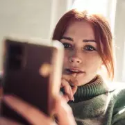 Woman Considers Dumping Boyfriend After Pet Cam Reveals Suspicious Absences