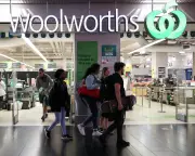 Woolworths' Price Decline Claim: A Statistical Illusion Exposed