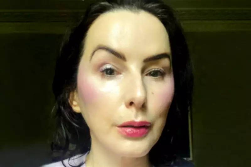 AI and Social Media Create 'Same Face' Beauty Crisis, Warns London Installation