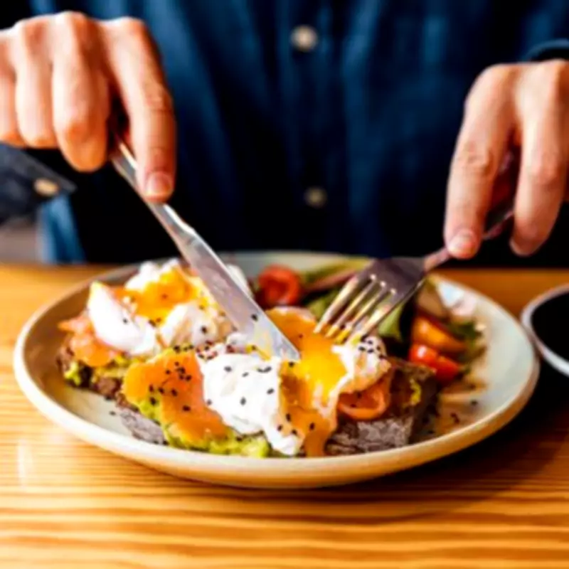 American Expat Reveals 4 Essential UK Culture Shocks for Visitors