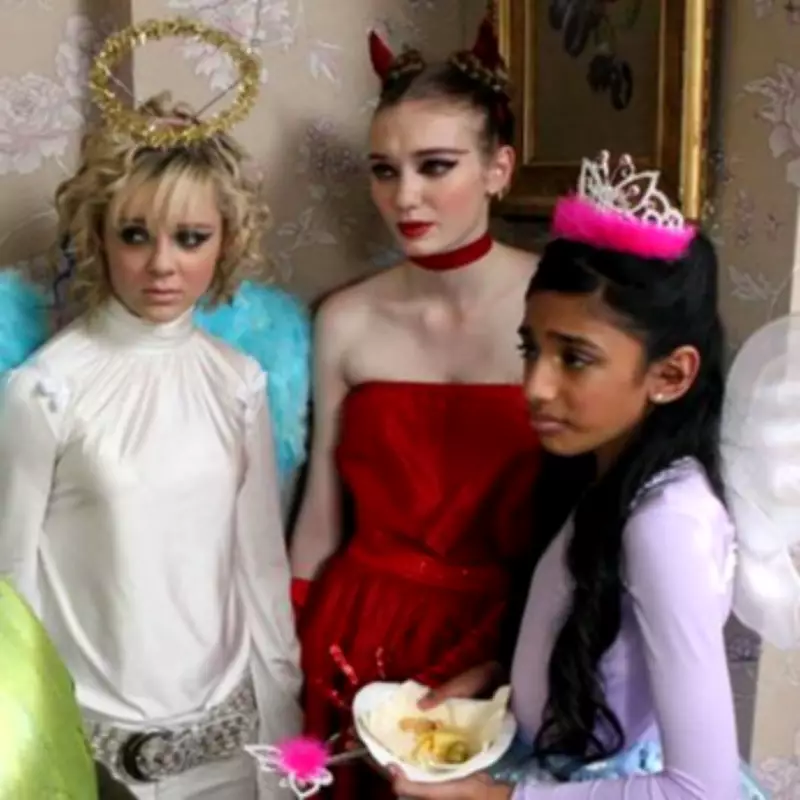 Angus, Thongs and Perfect Snogging Cast Reunites After 18 Years